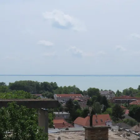 Vendégház Prima Porta Vendeghaz Balatonalmádi