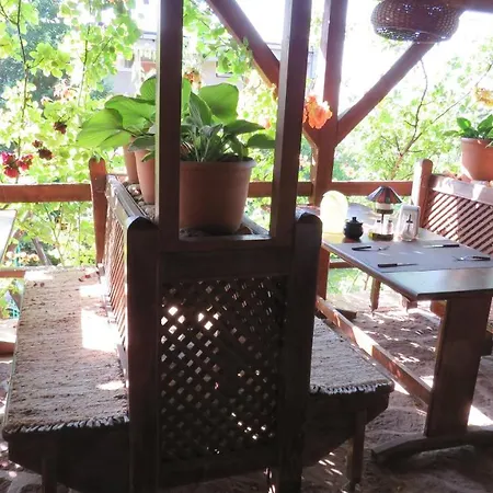 Prima Porta Vendeghaz Vendégház Balatonalmádi