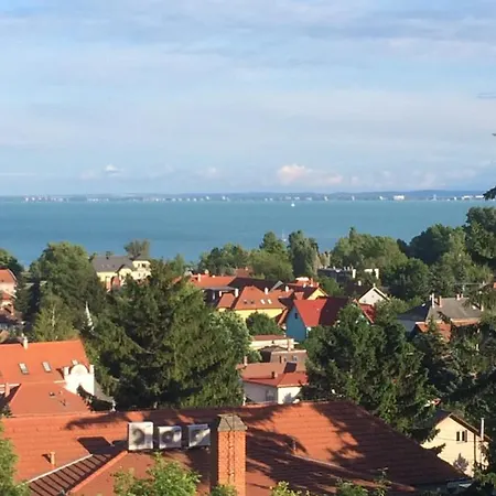 Prima Porta Vendeghaz 4* Balatonalmádi