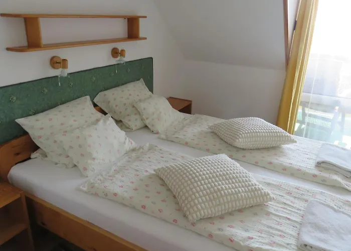 Prima Porta Vendeghaz Balatonalmádi